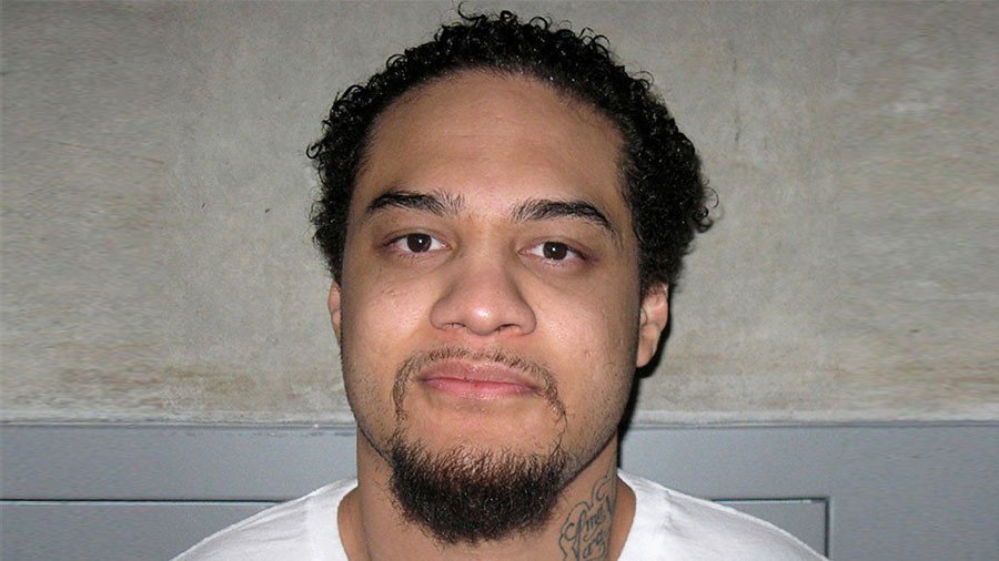 Gang member ‘lawfully’ shot dead in court as he tried to stab witness (VIDEO)