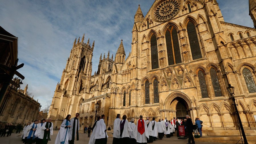Church of England gives blessing to Apple Pay