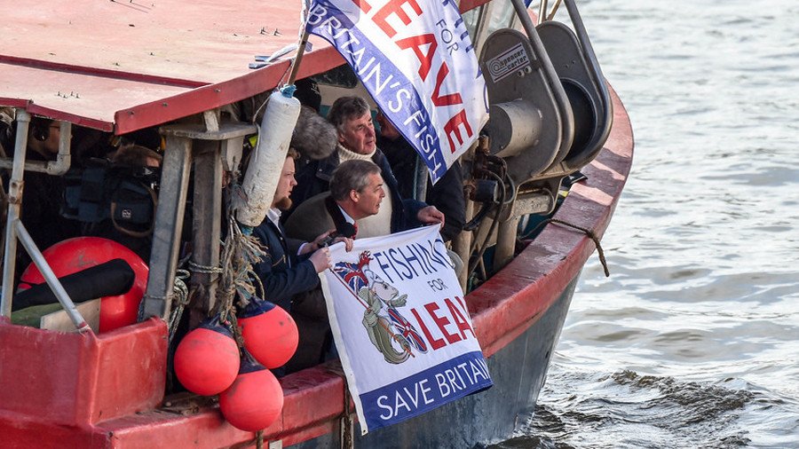 Nigel Farage tosses dead fish into Thames over May’s Brexit ‘betrayal’