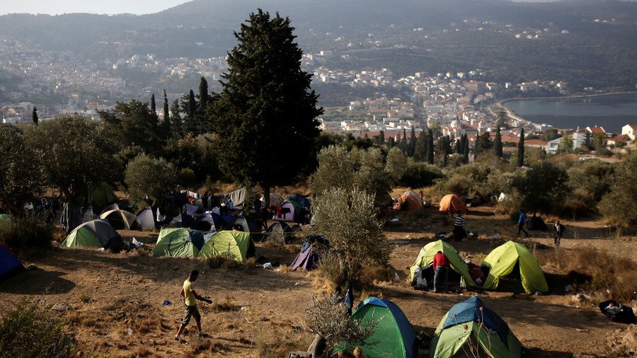 ‘Poverty tourism’: Guardian slammed for $3,500 Greek vacation focusing on financial & refugee crises