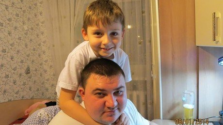 Man who lost five relatives becomes angry voice for Kemerovo fire survivors