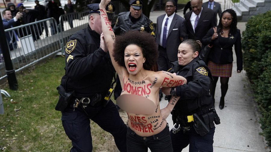 Cosby courthouse chaos: Topless woman arrested as retrial starts (PHOTOS, VIDEOS)