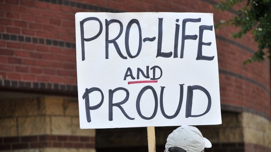 Anti-abortion protesters banned from ‘harassing’ women outside termination clinic