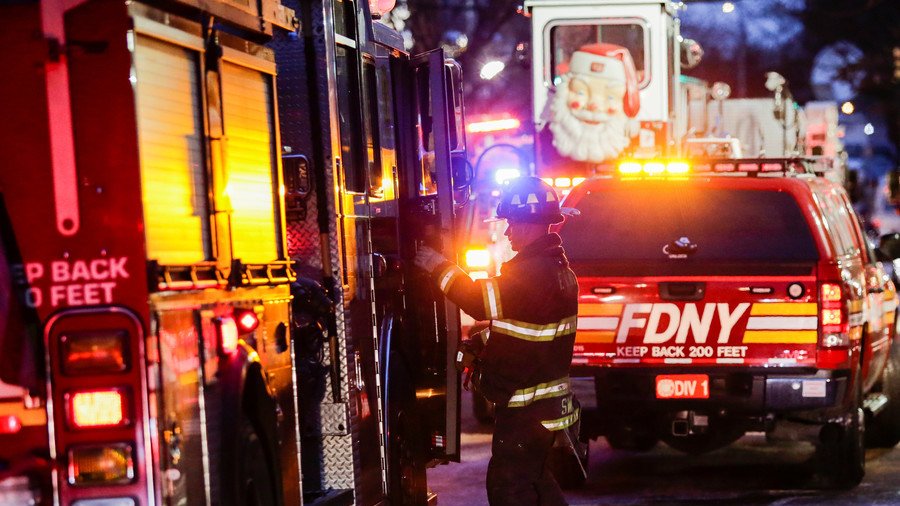 Massive fire engulfs row of stores in Bronx, 3 FDNY units battle blaze