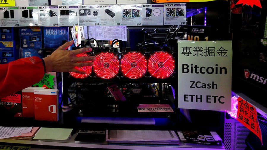 Bitcoin offshoot accused of price pumping as crypto market heats up