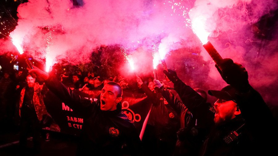 Ukrainian neo-Nazis demolish Roma camp in Kiev, brag on FB – and even the US begins to notice