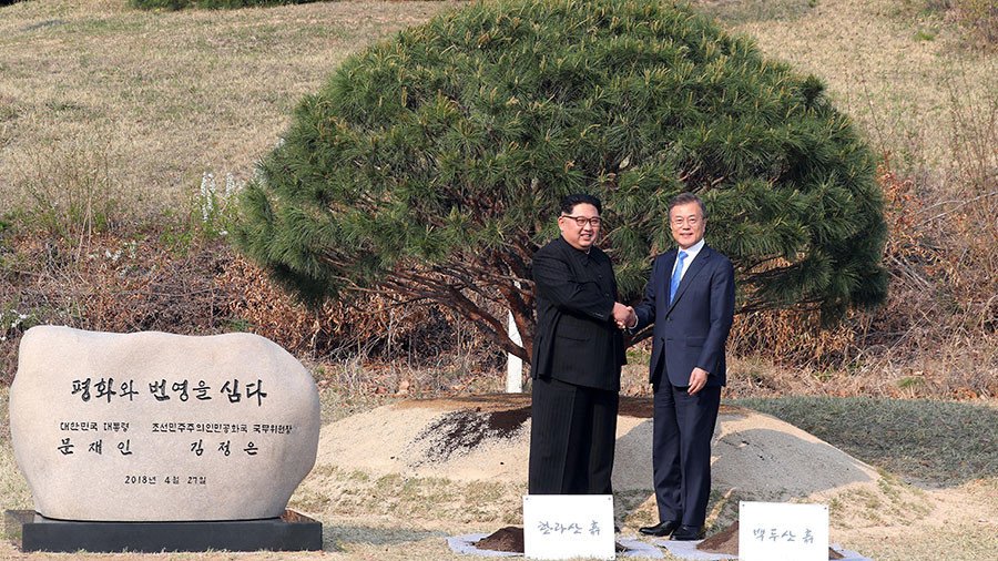 My tree is bigger than yours: North Korean leader ‘out-trees’ Trump
