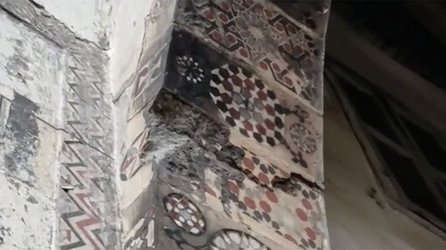 Life under shelling: Insight into traditional Damascus home damaged in attacks (VIDEO)