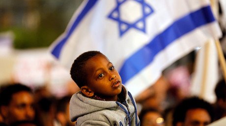 Thousands of migrants to be sent to West as Israel reaches agreement with UN