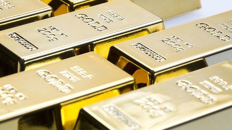 Dollar detox: Russia's gold reserves near 2000 tons to set historic benchmark