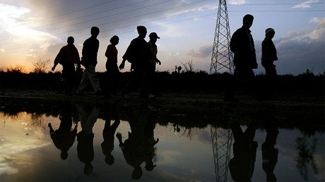 Troops on Mexican border can’t enforce immigration laws – California governor