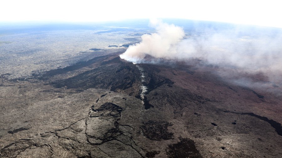Powerful 6.9 quake, numerous aftershocks hit Hawaii’s Big Island near erupting volcano