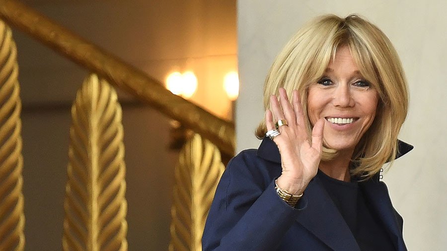 Brigitte Macron v anti-wrinkle cream? First Lady’s image reportedly used to promote anti-aging cream