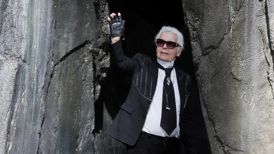 Lagerfeld mulls renouncing German citizenship, blames Merkel for rise of 'neo-Nazis'