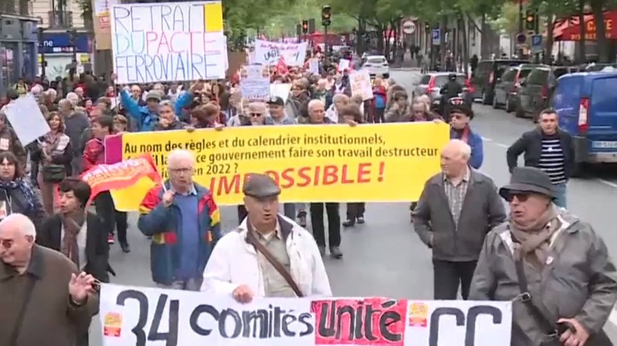 ‘One year is enough’: Thousands of anti-Macron protesters march in Paris (VIDEO)