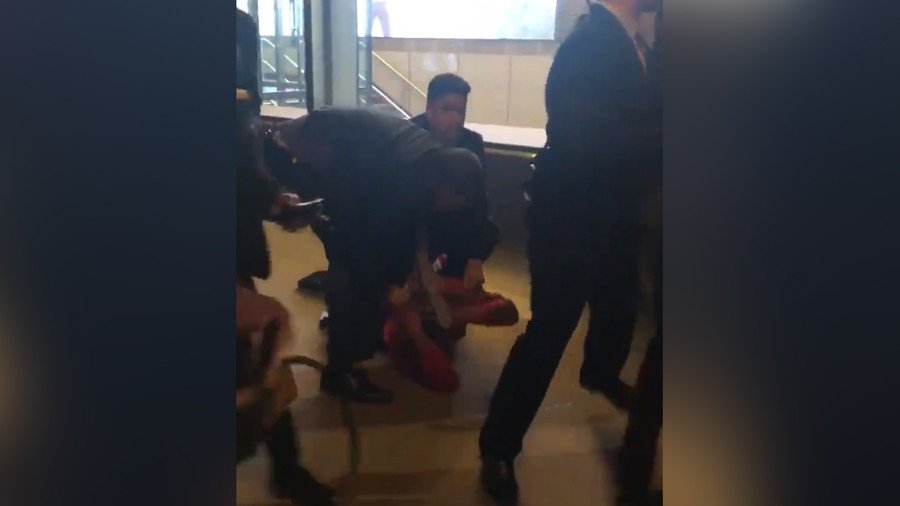 NYC store security guard filmed tackling teen to the ground, charged with assault (VIDEO)