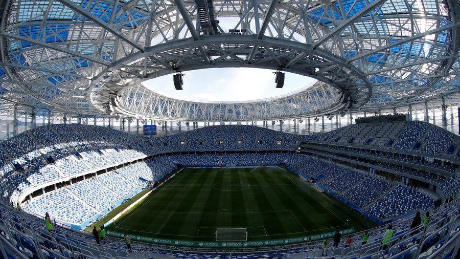 Nizhny Novgorod offered food to workers in bid to finish World Cup stadium on time