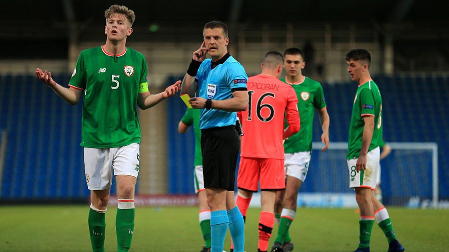 Bizarre red card sees Ireland junior keeper dismissed in vital shootout (PHOTOS)