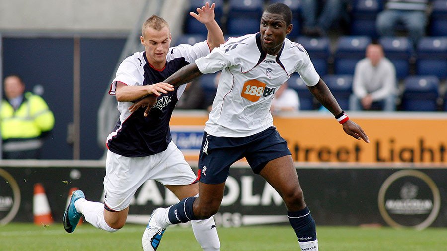 Ex-Aston Villa defender Jlloyd Samuel dies in car crash