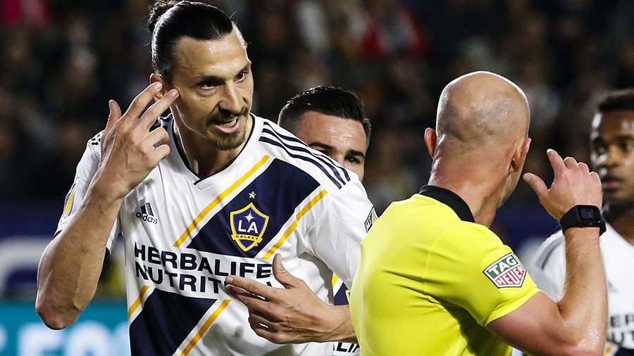 Take Zlat! Ibrahimovic red-carded for slapping MLS opponent (VIDEO)