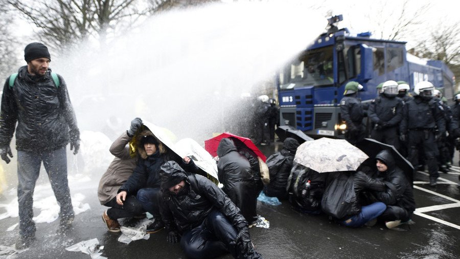 Want to visit Germany, ‘fight Nazis’ & burn police cars? There’s a guide for that!