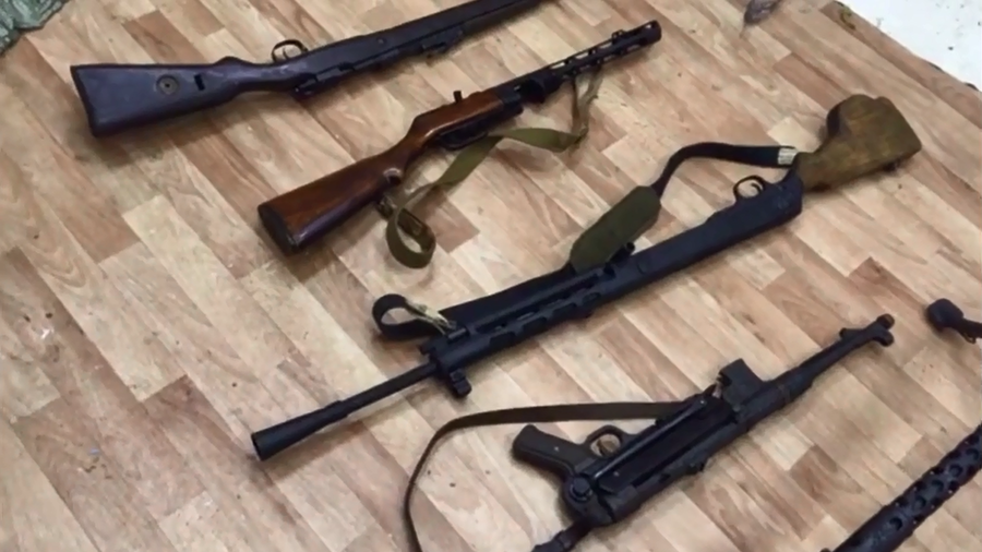 Machine guns, rifles and explosives found at arms depots busted by FSB across Russia (VIDEO)