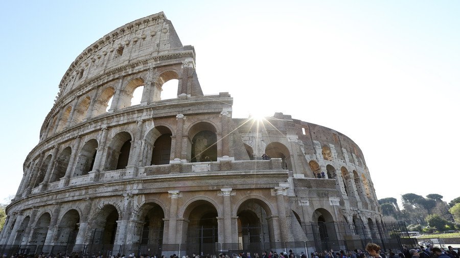 German MEP threatens Troika may ‘invade Rome,’ but told to ‘mind own business’