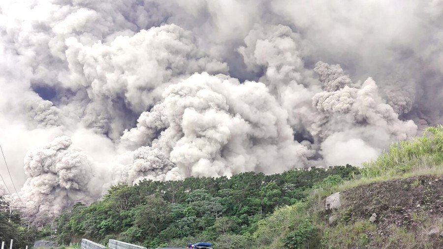 Guatemala death toll jumps to 69 as quake strikes off coast (VIDEOS)