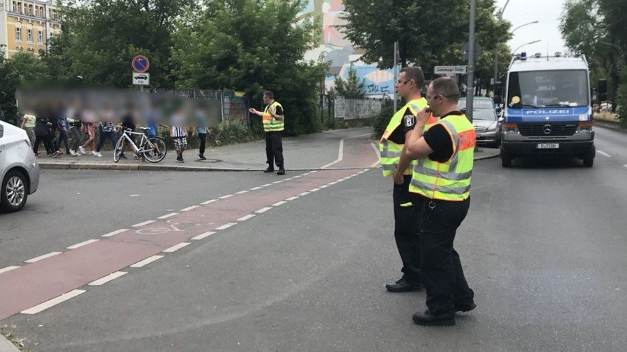 Primary school in Berlin evacuated due to suspected 'dangerous situation'