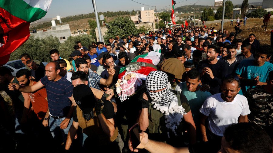 Palestinian man shot dead for throwing stone at IDF soldier