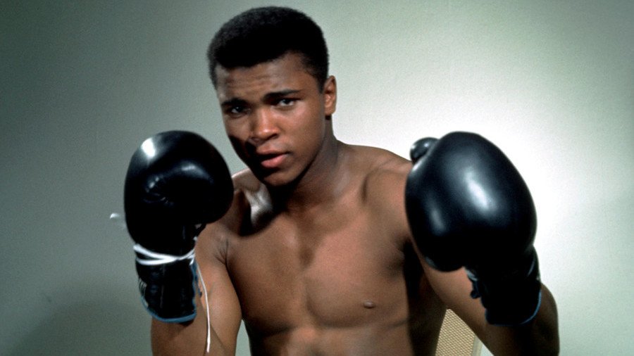 Donald Trump considering pardon for boxing great Muhammad Ali