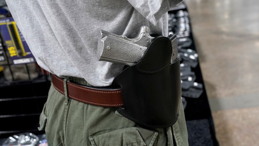 Florida issued 1000s of concealed carry permits without background checks for more than a year