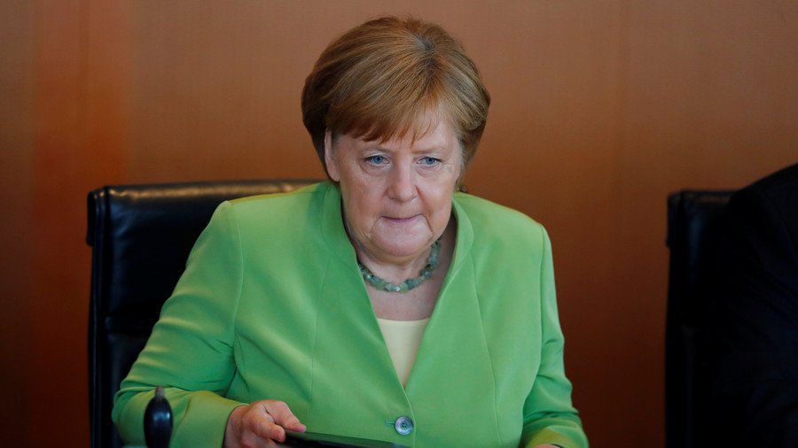 Germans split on whether Merkel should remain chancellor, poll shows amid coalition feud