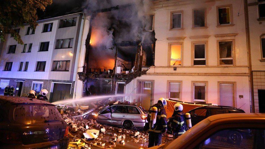 Smoke & rubble: 25 injured as blast rocks apartment building in western Germany (PHOTOS)