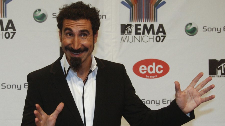 System of a Down frontman Serj Tankian calls for ‘peaceful revolution’ in US to dethrone Trump
