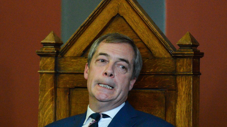 Leaked pic reportedly shows Nigel Farage delighted at Brexit night pound collapse