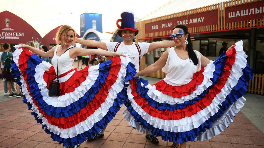 ‘We choose for whom we wear stockings’: Petition slams ‘whores’ story on Russian women at World Cup