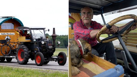 'House on wheels': German fan, 70, driving vintage tractor to Russia for World Cup (VIDEO, PHOTOS)