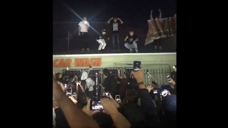 Cops fire rubber bullets to disperse fans at slain rapper XXXtentacion’s memorial (VIDEO) 