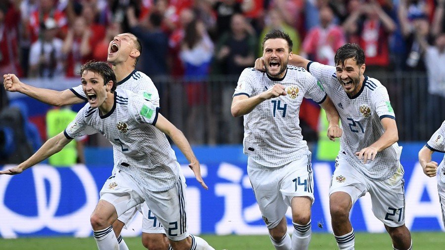 ‘I’m crying. Thank you Russia!’ – Locals delirious after stunning World Cup win against Spain 