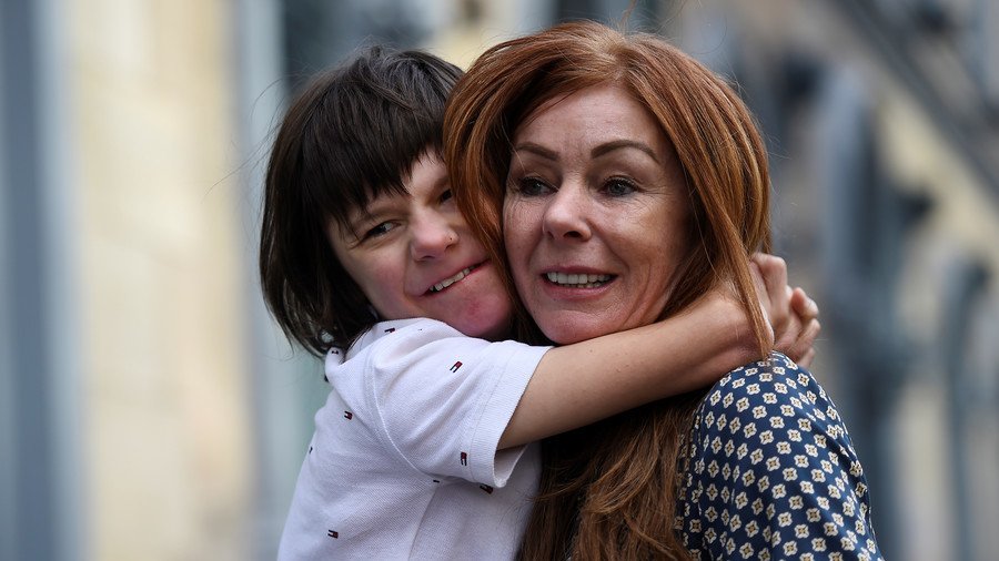 Autistic boy v govt: Billy Caldwell placed under ‘hospital arrest’ over medical cannabis treatment