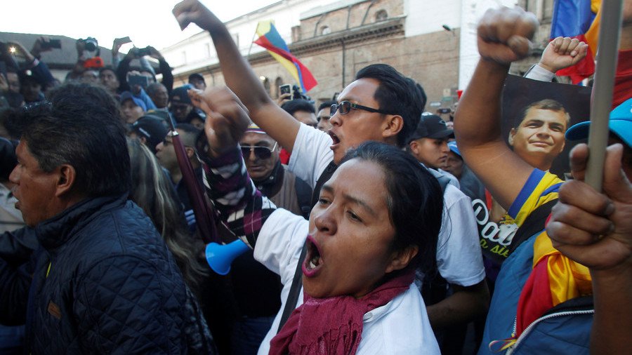 Ecuadorians rally to support ex-president Correa amid accusations he tried to kidnap opponent