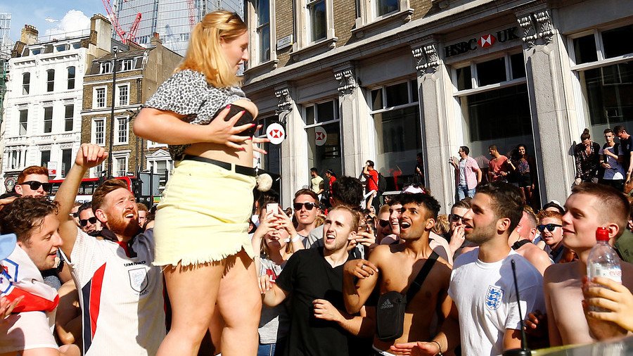 Cocaine atop lampposts & trashed ambulances: Orgiastic scenes from England's World Cup celebrations