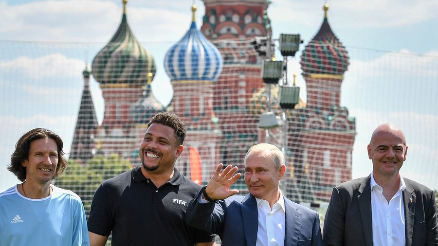 Putin to hand World Cup host mantle to Qatari emir at Sunday ceremony 
