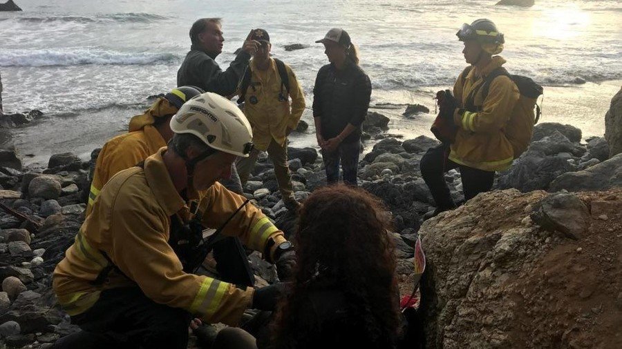 Woman found alive 1 week after driving off a California cliff