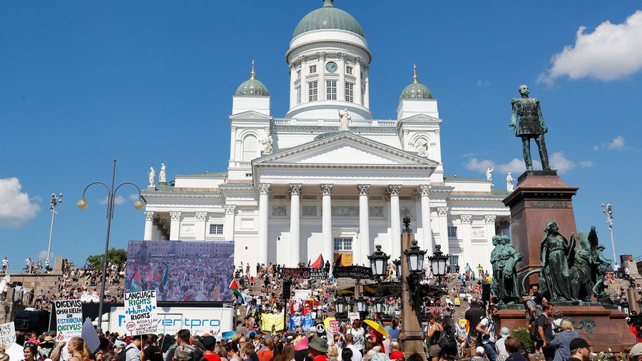 Seagulls & window warnings: 4 ways Putin-Trump summit will affect Finns