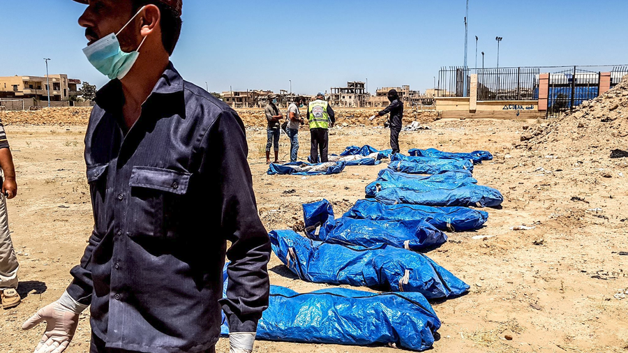 Over 1,200 corpses unearthed in Raqqa mass graves, US still in denial about massive casualties