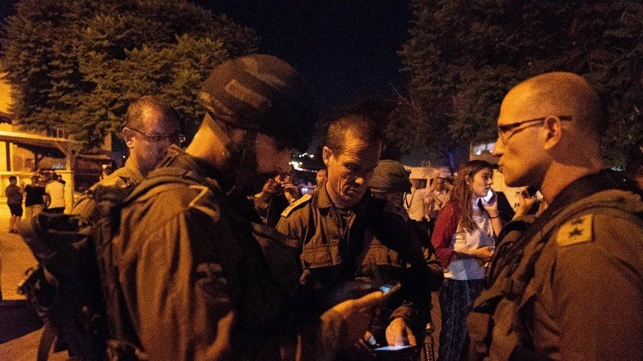 17yo Palestinian kills 1, injures 2 Israelis in knife attack in West Bank settlement