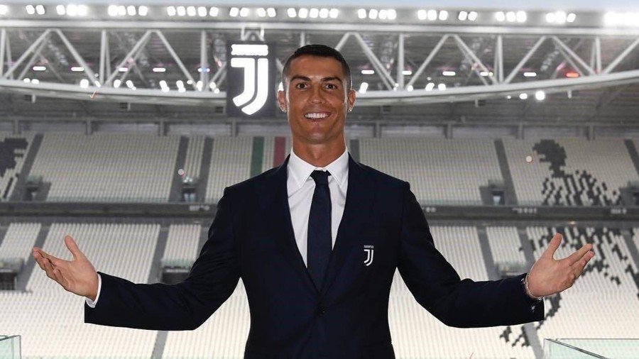 Around Turin - Cristiano Ronaldo in Juventus leaked third kit