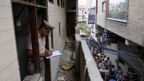 Mass ‘religious’ suicide? 11 bodies found in India’s capital, most blindfolded & hanged (GRAPHIC)